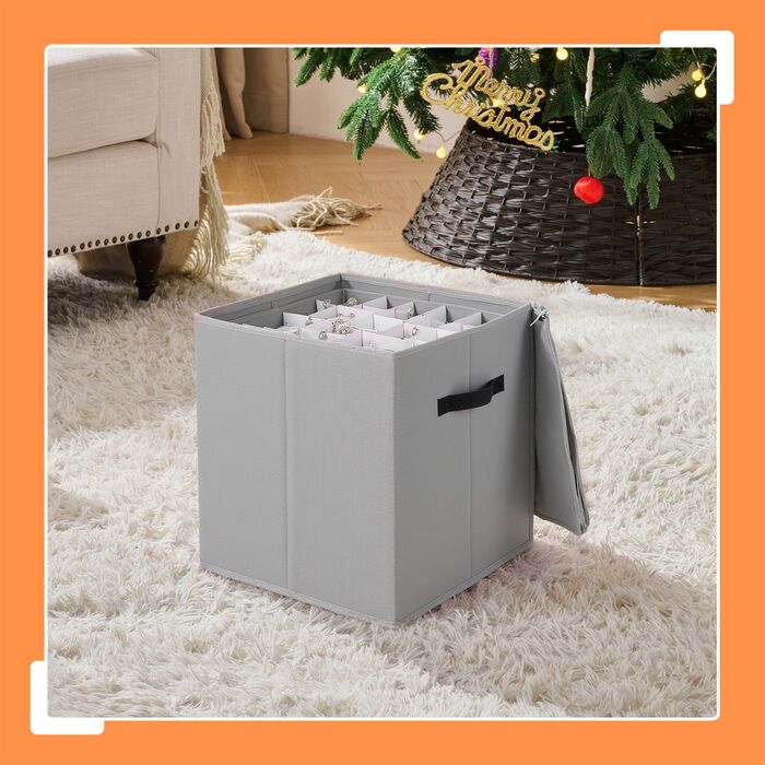 Коробка для зберігання новорічних кулі