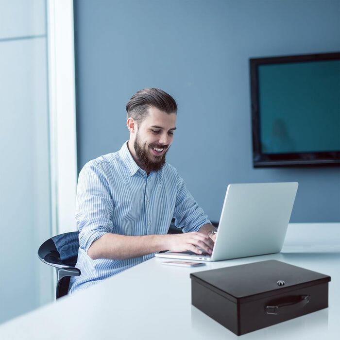 Вогнестійкий сейф для документів з ключовим замком, 33.5x28x10.5 см, чорний