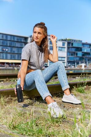 Термокружка Emsa N21518 Travel Mug Light - 0.4 л, нержавіюча сталь, клапан, BPA Free, блакитний колір