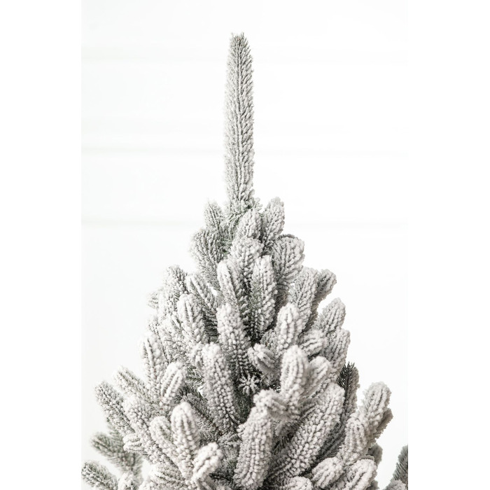 Ялинка лита 'Віденська' ЗАСНІЖЕНА 2,30м