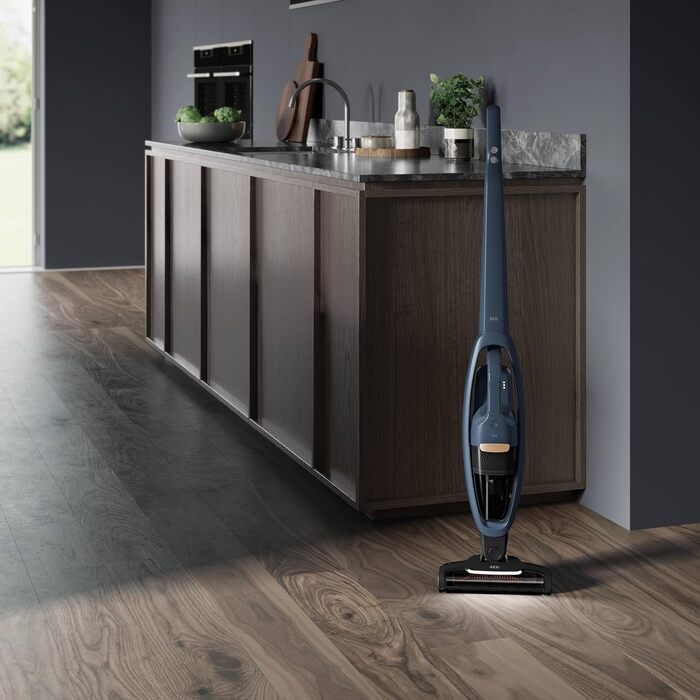 Бездротовий пилосос AEG 2в1, блакитний, QX7-1-I360: акумуляторний, для дому, з насадкою PetPro, до 50 хв роботи