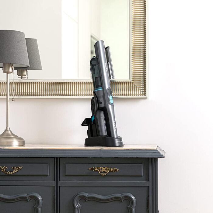 Cecotec Conga Rockstar Micro + Turbo: бездротовий ручний пилосос, 210 Вт, цифровий, 20 кПа, до 40 хв роботи, 2 режими, насадки: 2-в-1, для килимів та матраців, сірий