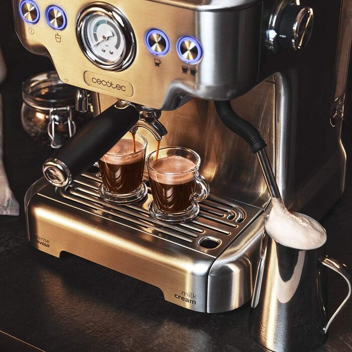 Еспресо-машина Cecotec Cumbia Power Espresso 20 Barista Aromax: 2900 Вт, 2 системи нагріву, 20 бар, манометр, подвійний фільтр