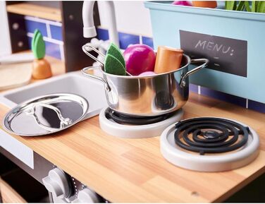 Дерев'яна дитяча кухня з раковиною, духовкою та витяжкою, модель 1