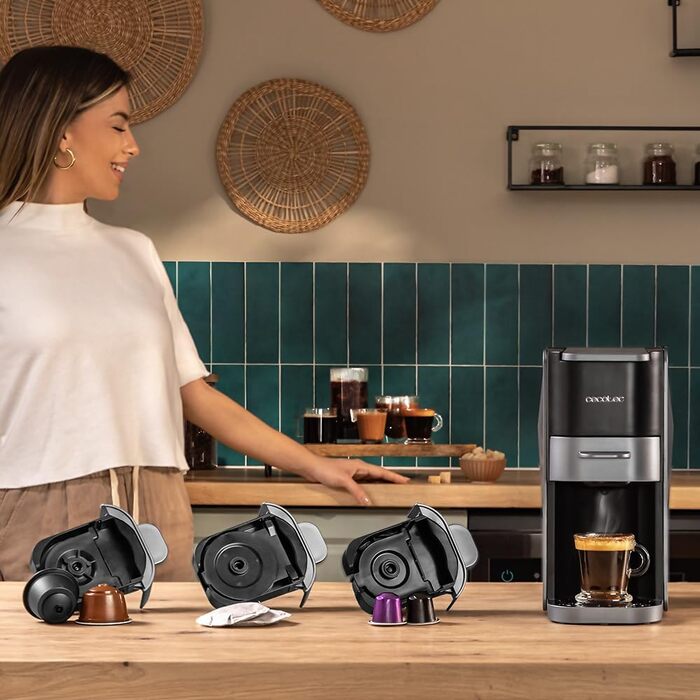 Еспресо-машина Cecotec Freestyle Compact Black: 1350W, Thermoblock, 20 Bar, 4-в-1, для кави, Dolce Gusto, Nespresso, K-Fee (700мл)