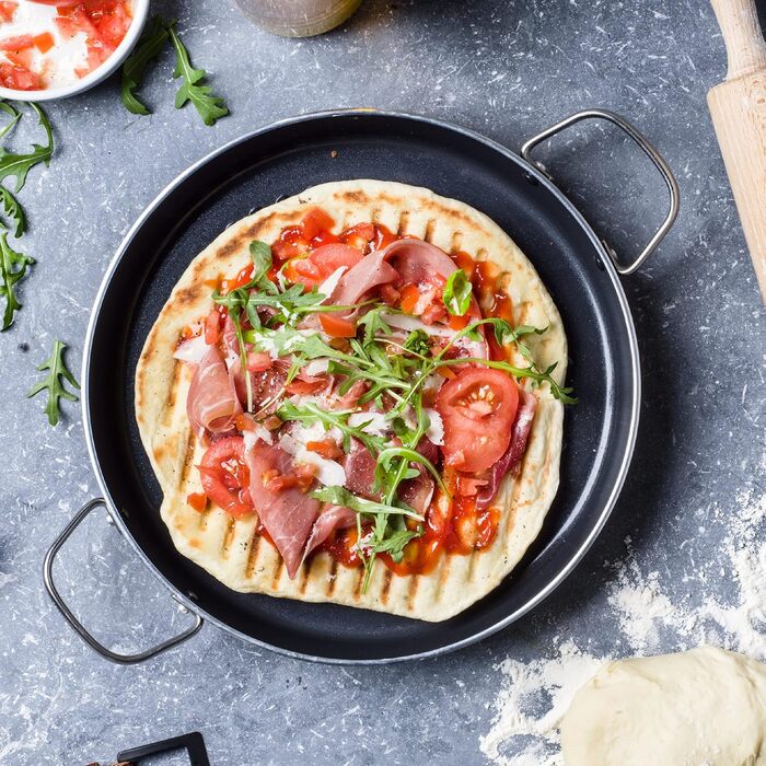 GreenPan Essentials сковорода-гриль (28 см), керамічне антипригарне покриття, без PFAS, для індукційних плит, придатна для миття в посудомийній машині, чорна