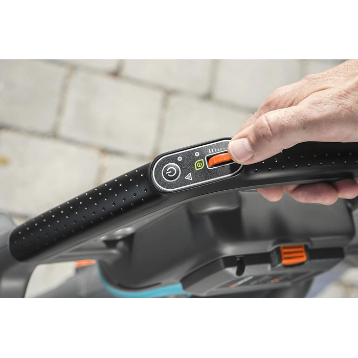 Садовий повітродув та пилосос Gardena ErgoJet 3000: потужний повітродув/пилосос з функцією подрібнення листя та збірником, 40V, без акумулятора