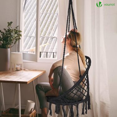 Підвісне крісло-гойдалка VOUNOT з полицею для книг та подушкою, Ø 80 см, чорний колір, для дому та саду