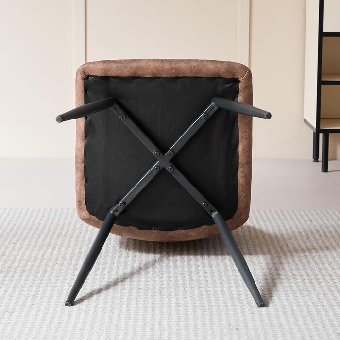 Комплект їдальні 5-ти частинний: круглий стіл 100 см та 4 стільці (голландський фліс). Підходить для кухні, вітальні, балкону, ресторану, офісу. Темне дерево + світло-коричневий колір.