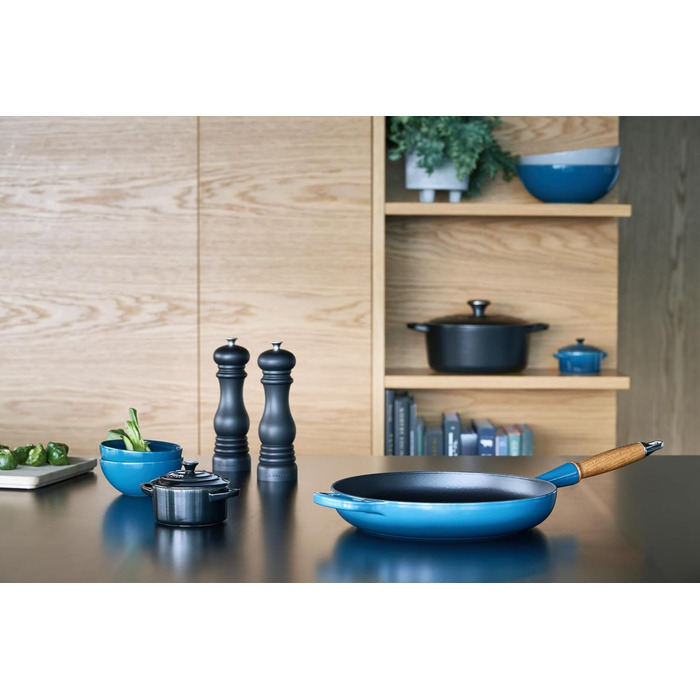 Сковорода Le Creuset Signature з чавуну з дерев'яною ручкою, 28 см, Deep Teal