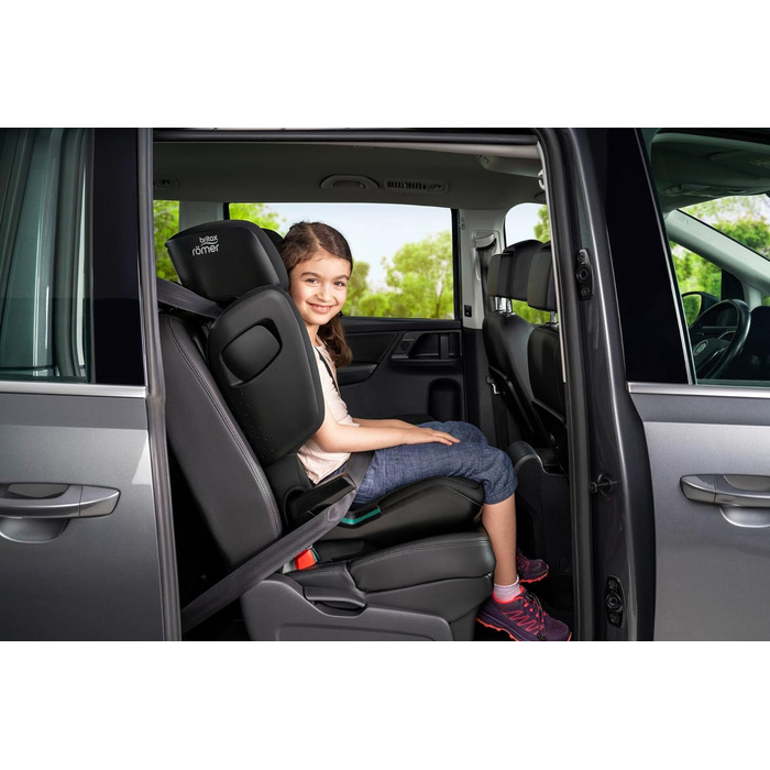 Дитяче автокрісло BRITAX RMER KIDFIX 2 Z-LINE, для дітей від 100-150 см (i-Size) з ISOFIX і без, 3,5-12 років, (Нова версія i-SIZE R128, Space Black)