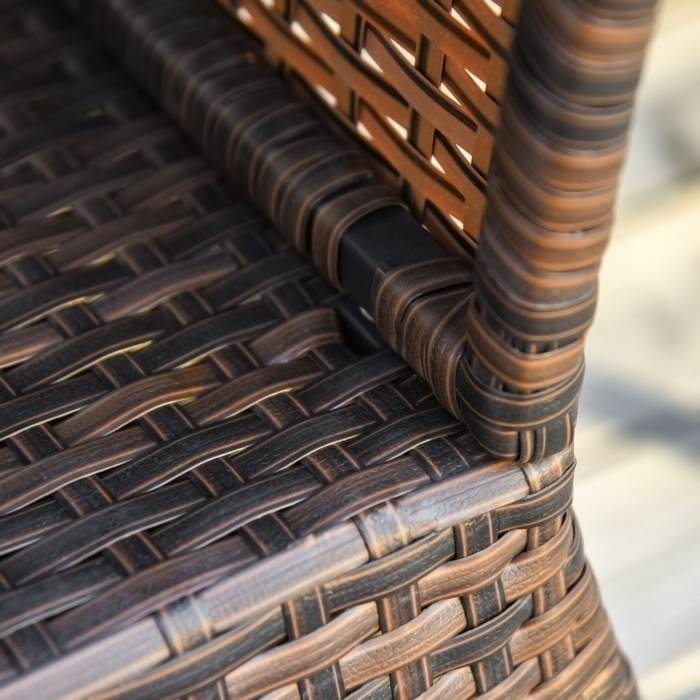Підставка для парасольки Outsunny Garden Table Side Table 54 x 54 x 55 см виготовлена з поліротанга коричневого кольору, ідеально підходить для садових меблів і тераси