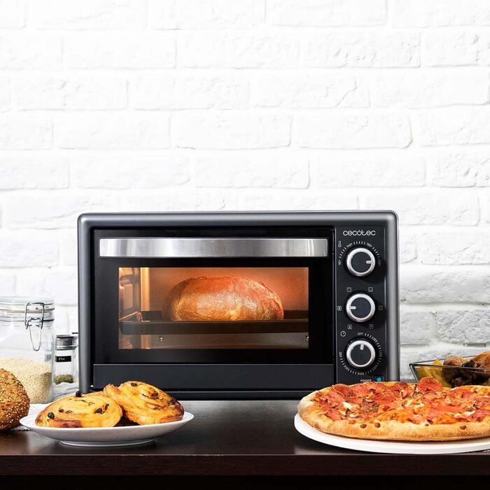 Мультифурна Cecotec Bake&Toast 1090 Black: 1000 Вт, 26 л, таймер, регулювання температури до 230ºC, решітка-гриль, лопатка, комплект