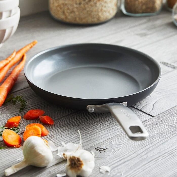 Сковорода GreenPan Chatham з антипригарним покриттям Hartelox, 20.3 см, без PFAS, для посудомийної машини, жаростійка, сіра