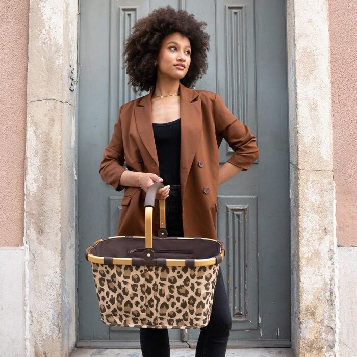 Сумка-шопер Reisenthel Carry Bag Frame Leo Macchiato – містка та стильна з внутрішньою кишенею