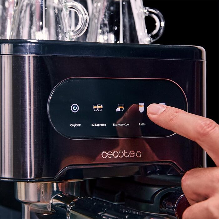 Кавомашина Cecotec Halbautomatische Express-Kaffeemaschine Power Espresso 20 ColdBrew Latte: 1350 Вт, 20 бар, холодний/теплий/гарячий, сенсорний екран, 1.5 л резервуар для води, 500 мл молока, підігрівач чашок, подвійний портафільтр