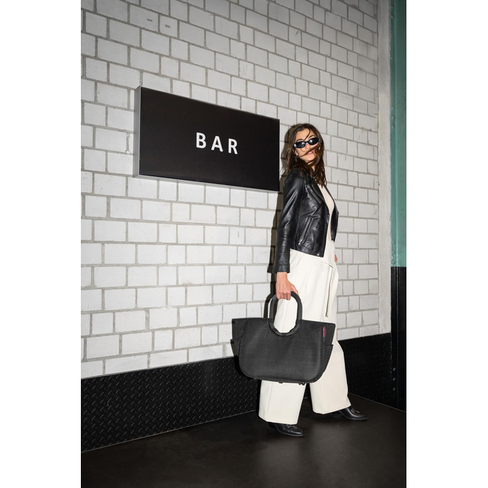 Сумка Reisenthel Loopshopper L – містка, з відділеннями, з перероблених PET-пляшок, золотий (Mesh Black)