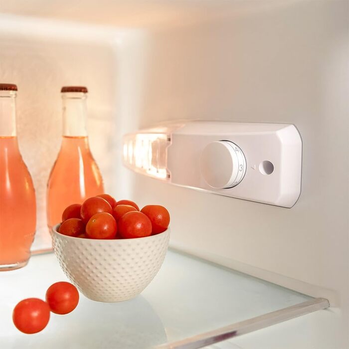 Холодильник Cecotec Bolero CoolMarket 2D Origin 86L - 89,3 x 48,7 см, 86 л, Клас E, з відділенням для льоду, підсвічуванням, червоний