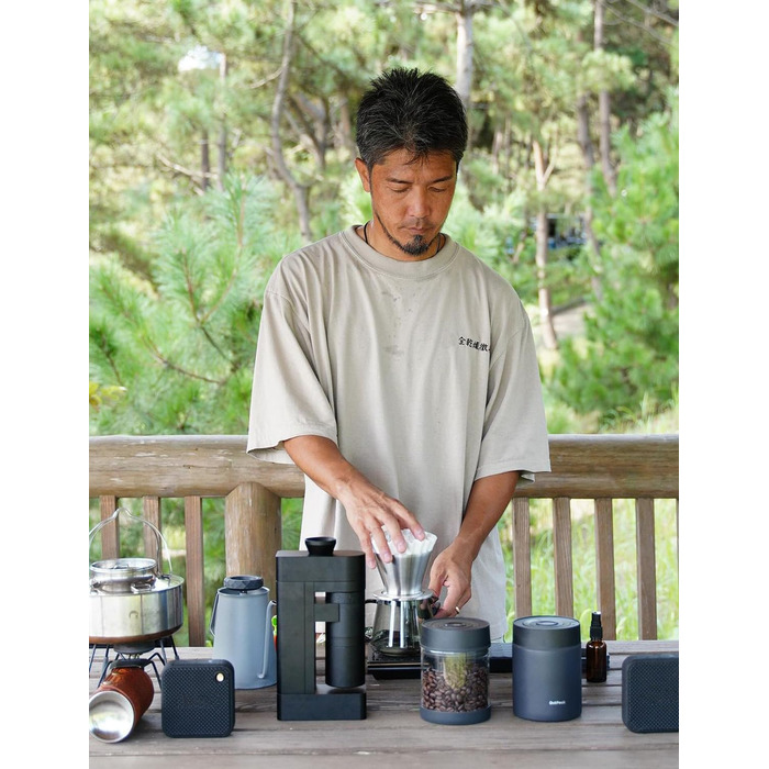 OUTPEAK Neo 2025 Kilo Auto-Vakuum-Kaffeedose: Герметичний контейнер для кави на 1,5 л (500 г) з автоматичним вакуумом, нержавіюча сталь, для бариста, подарунок (великий, матовий чорний) (G750)