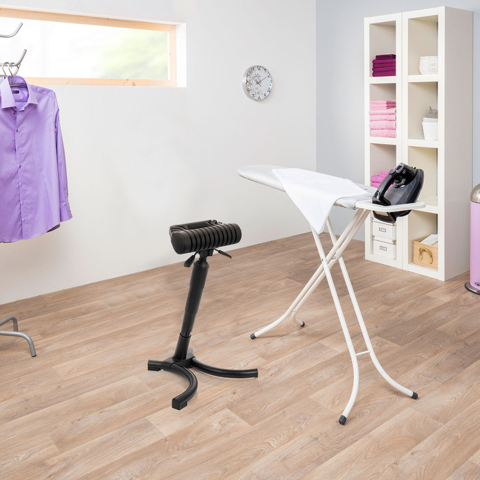 Крісло для роботи TOP WORK 33 PU чорного кольору з пінопластовим наповнювачем, металевим каркасом та регульованою висотою. hjh OFFICE