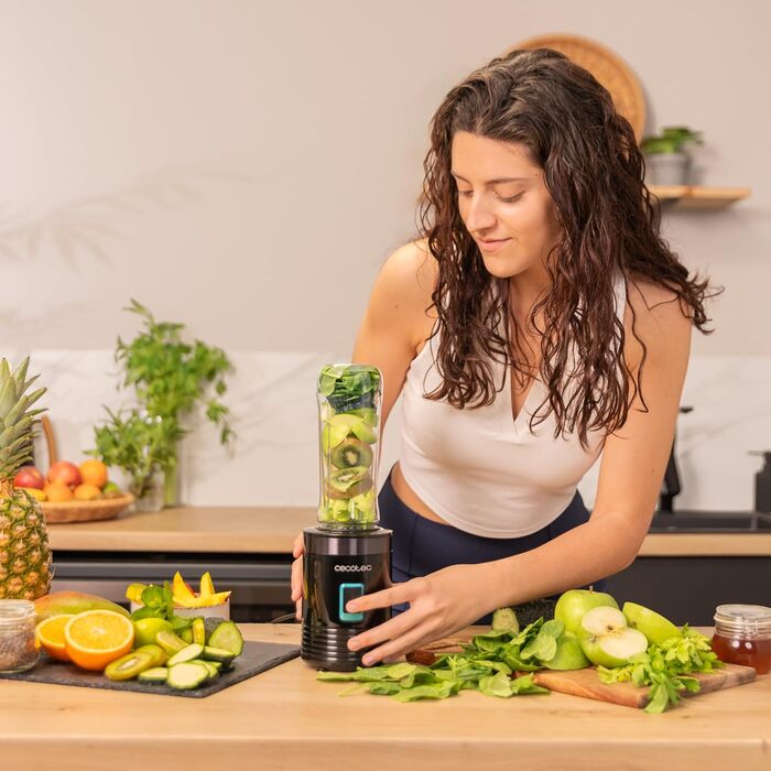 Блендер портативний Cecotec Power Titanium 300 EasyGo, 350W, з дробленням льоду, 4 леза з титановим покриттям, 2 пляшки, 2 кришки