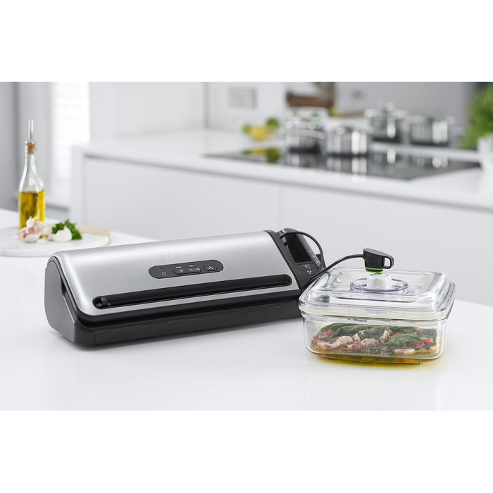Вакууматор FoodSaver FFS017X з різачем, відсіком для рулонів, ручним вакууматором та функцією маринування, сріблястий