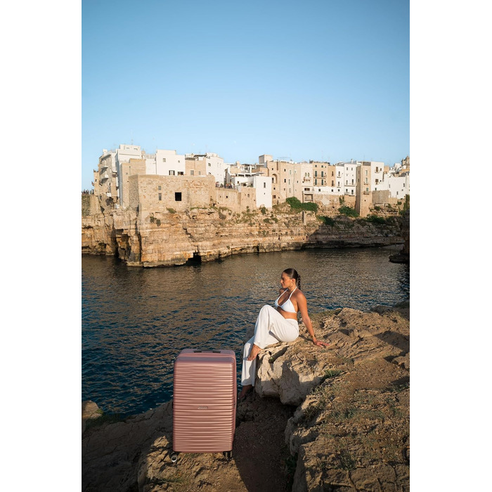 Набір валіз American Tourister Aerotech (3 шт.) - ручна поклажа, середній, великий, розширюваний, з TSA-замком, блакитний/рожевий (металік)