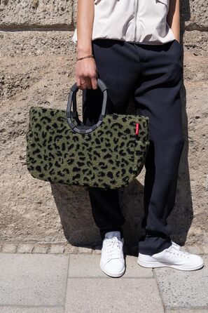 Сумка-шопер Reisenthel Loopshopper Teddy Leo Olive – з міцних перероблених PET-пляшок, практичні кишені