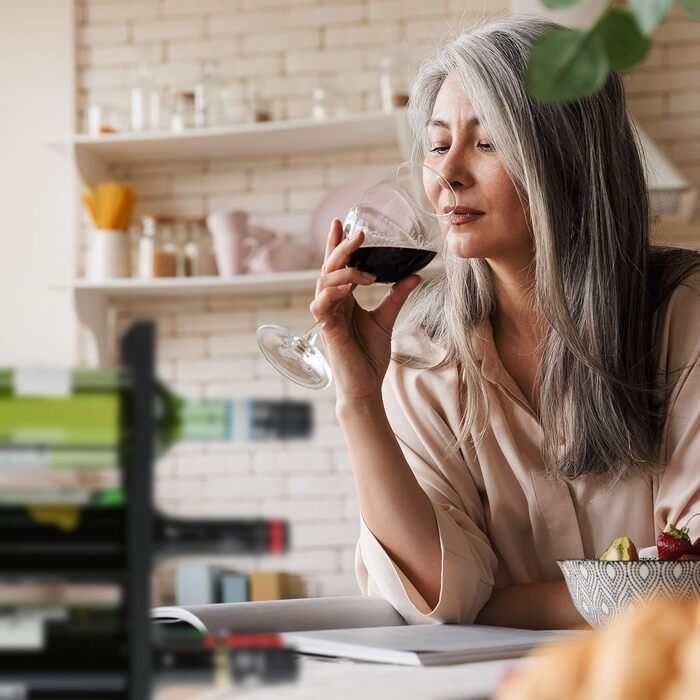 Стійка для вина Relaxdays металева на 9 пляшок, чорна, 30.5x27.5x20 см - підлоговий тримач для кухні та вітальні