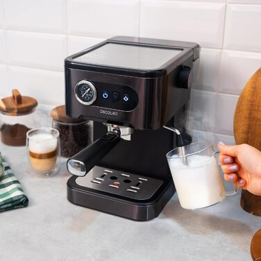 Еспресо-машина Cecotec Power Espresso 20 Pro Latte: 20 Bar, дисплей, 1,5L резервуар, 550ml контейнер для молока, підігрів чашок