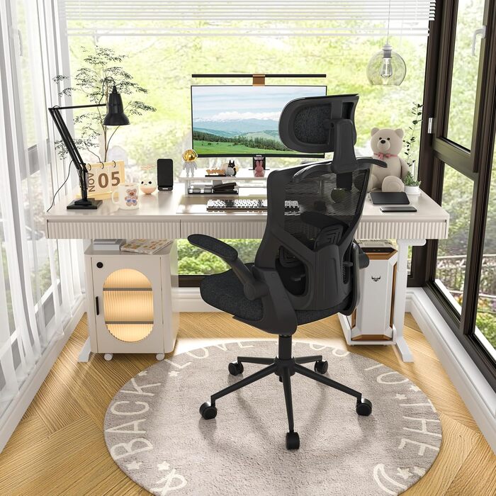 Ергономічне крісло для офісу з регульованою підголівником та поперековою підтримкою – високе офісне крісло з сітчастою спинкою та м'яким сидінням, вішалка для одягу та функцією блокування (Чорний)