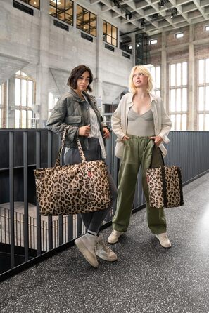 Сумка-рюкзак Reisenthel Mini Maxi Travelbag, колір Драконій Синій, компактна та легка, містка, Leo Macchiato