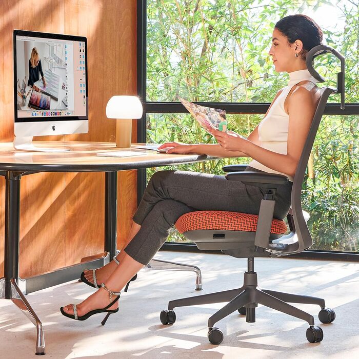 Ергономічне крісло Colamy для офісу та дому: регульована глибина сидіння, 4D підлокітники, підтримка попереку (до 136 кг), сіре