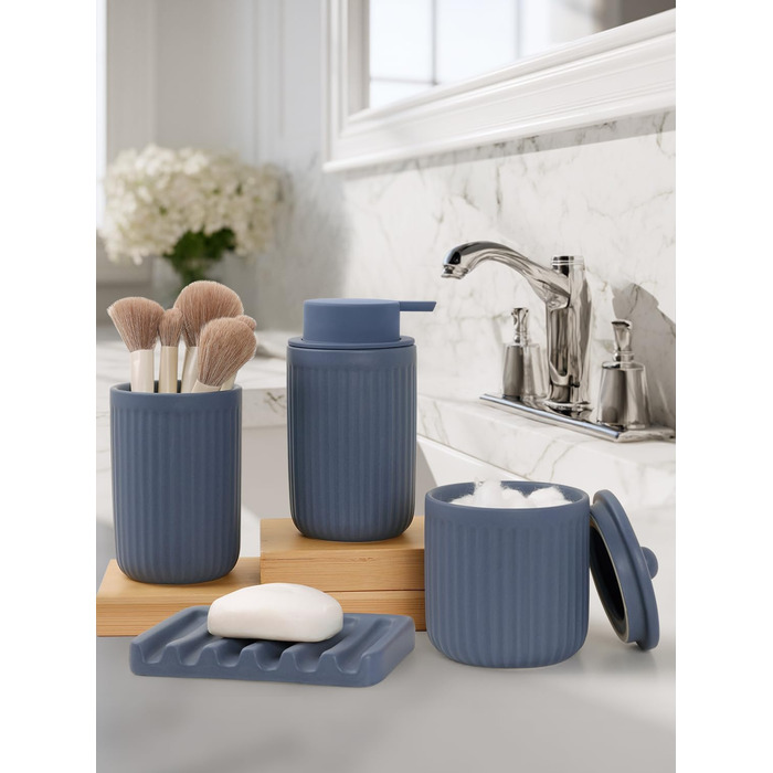 Набір для ванної кімнати блакитний, 4 шт. з кераміки: дозатор для мила 350 мл, стаканчик для зубної щітки, мильниця, контейнер для ватних паличок. Декоративний набір для раковини
