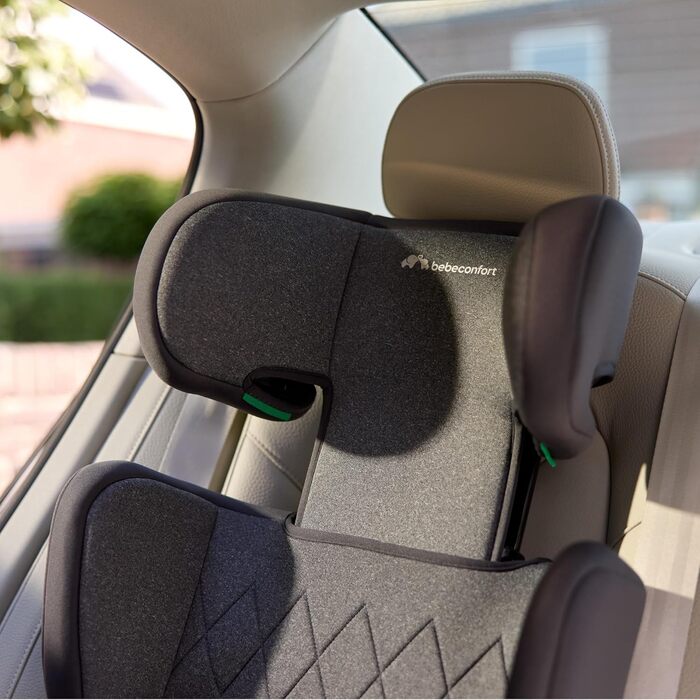 Автокрісло Bebeconfort RoadSafe i-Size для дітей 3,5-12 років (100-150 см), з регулюванням підголівника, чорне