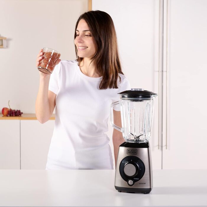 Стаціонарний блендер BLACK+DECKER, 1000 Вт, 1,5 л, імпульсний режим, пластикова чаша, 4-лезове розбірне лезо з нержавіючої сталі, легке очищення, сірий