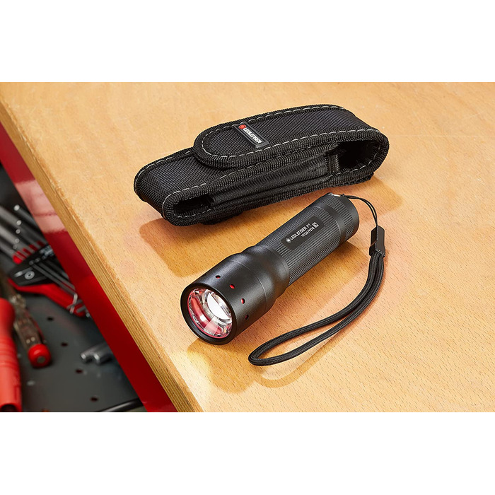 Ліхтарик Ledlenser P7 професійний LED, 450 лм, чорний, компактний, високопродуктивний, 1,5 В, 13x3,7 см