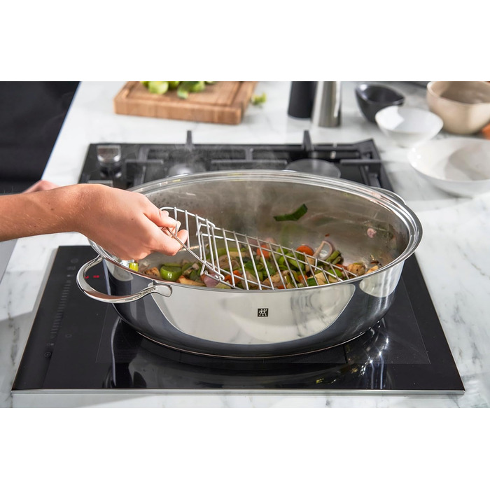 Жаровня з кришкою Zwilling Plus овальна 8,5 л 38х25 см сталь