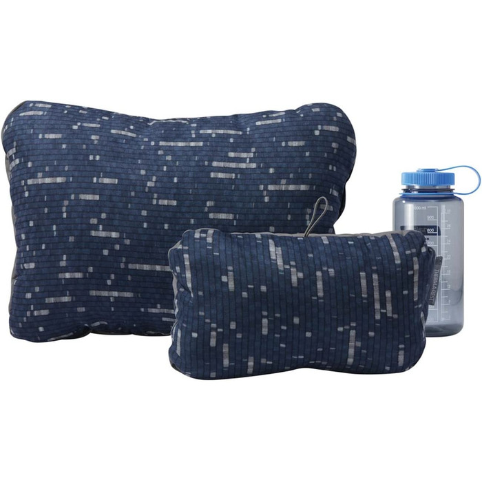 Дорожня подушка Therm-a-Rest Cinch, компактна, синя, розмір S (28x38x13 см), принт Warp Speed