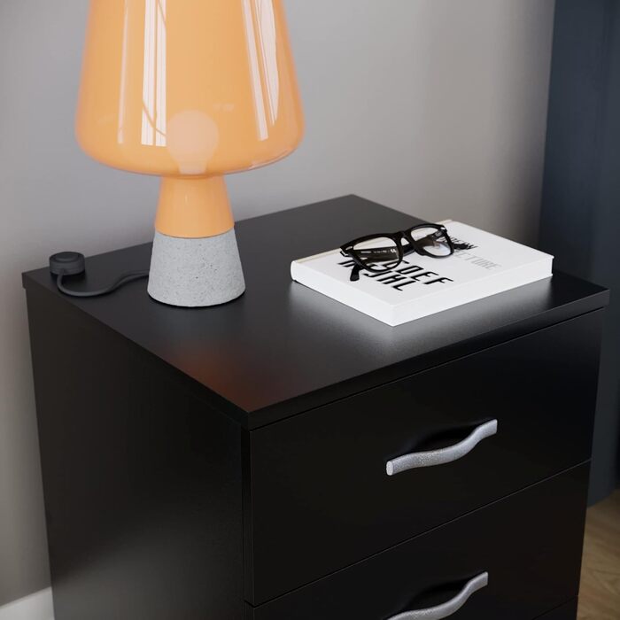 Тумба приліжкова Vida Designs Riano, 3 шухляди, чорна, металеві ручки, антидеформаційна підтримка, спальня