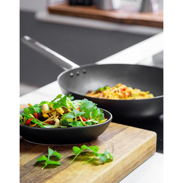 Wok MasterClass 30 см, 2 мм, вуглецева сталь, антипригарне покриття, сталевий ручка, для індукції, до 250°C