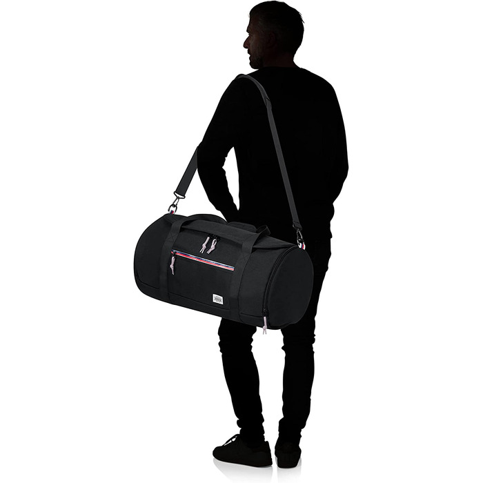 Дорожня сумка American Tourister Upbeat Weekender S, 55 см, 44 л, чорна