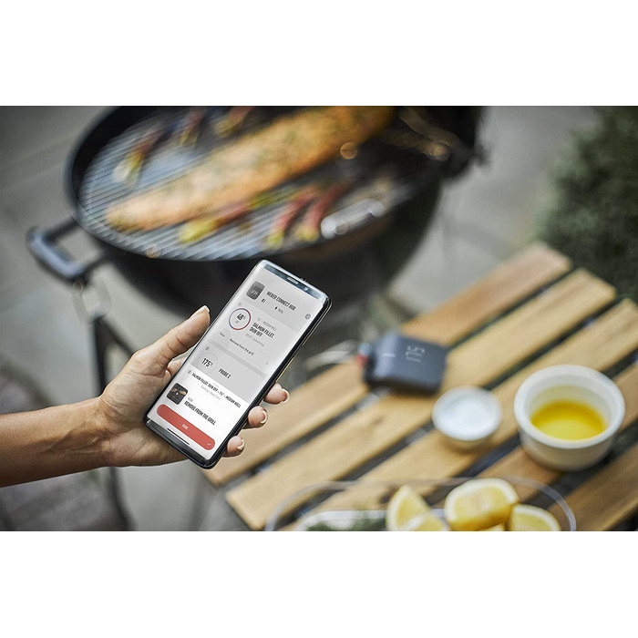 Weber Connect Smart Grilling Hub — розумний термометр для гриля з Bluetooth і Wi-Fi, контроль через додаток, покрокові рецепти, підтримка до 4 датчиків, чорний