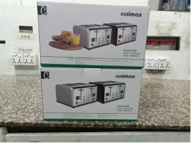 Тостер на 4 скибки CUSIMAX з LED-дисплеєм, чорний нержавійка, 4 широкі відсіки, 2 незалежні панелі керування, 6 рівнів підсмажування, функції скасування, підігріву та розморожування