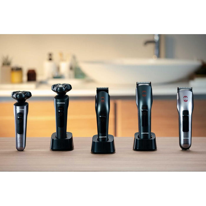 Електробритва Grundig ProClub MS 8130 для чоловіків, сенсор BeardCare, титанові леза, вологе та сухе гоління, корпус з 61% переробленого пластику, чорний/червоний/титан