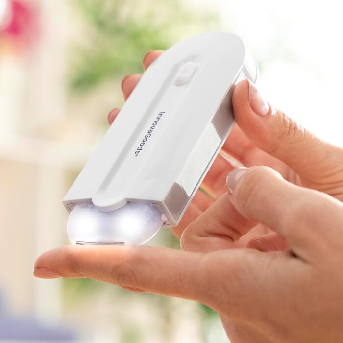 Міні електричний бритва InnovaGoods з LED-підсвіткою, акумуляторна, для чутливих зон, компактний дизайн, ідеально для дому