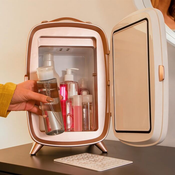 Міні-холодильник для косметики Cecotec Bamba CoolingBeauty 6000 Mirror, 6 л, дзеркало, LED-підсвічування, охолодження до 10°C