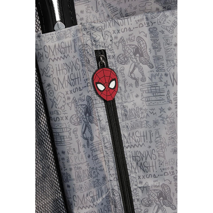 Дорожня валіза American Tourister Marvel Legends Spinner S 55 см, 36 л, багатобарвна (Captain America City), матова