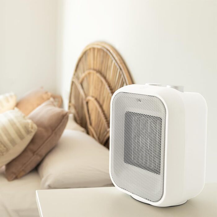 Обігрівач настільний Cecotec ReadyWarm 1500 Max Ceramic Rotate - керамічний, 1500 Вт, з регулюванням температури та 3 режимами, площа обігріву 15 м²