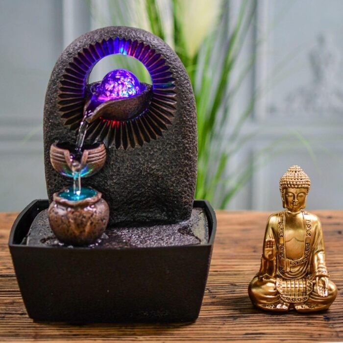 Джерело води Zen'Light від Zimmerbrunnen з Буддою та LED-підсвічуванням. Сучасна декорація для медитації та релаксації. Об'єкт Фен-Шуй, висота 26 см, колір горіх (Bhava)